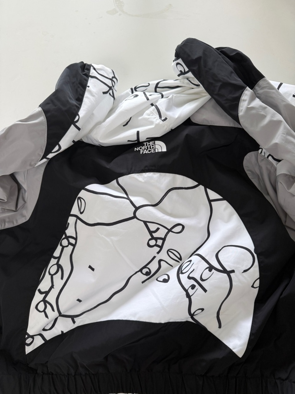 The North Face NSE search and rescue parka - Picture 7 of 7